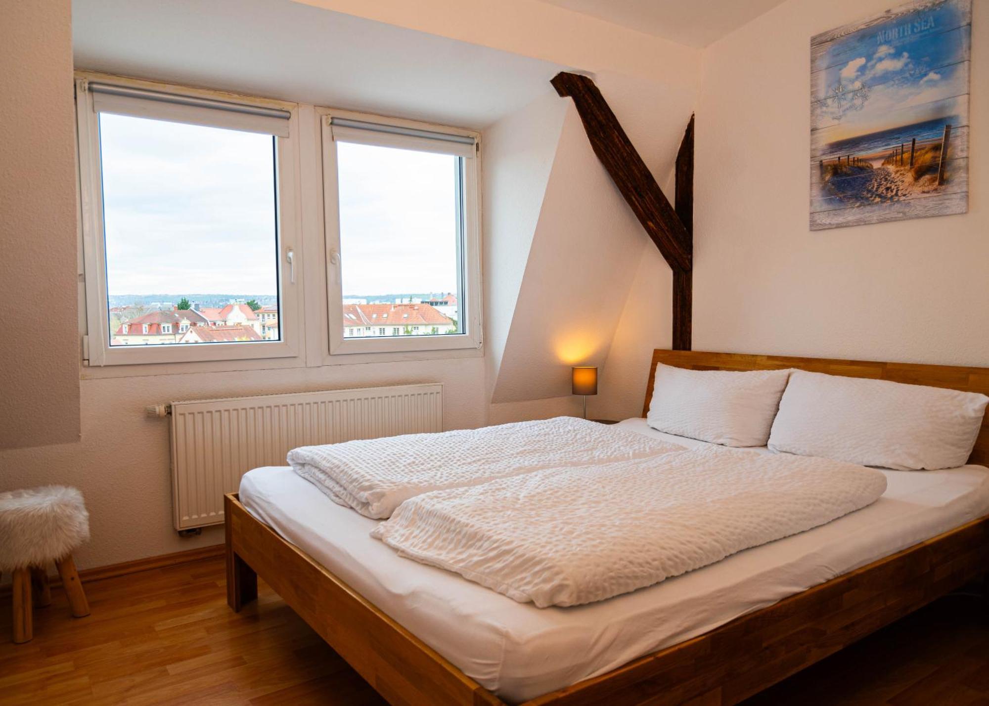 Apartmenthaus Rankestrasse 4 Дрезден Екстериор снимка