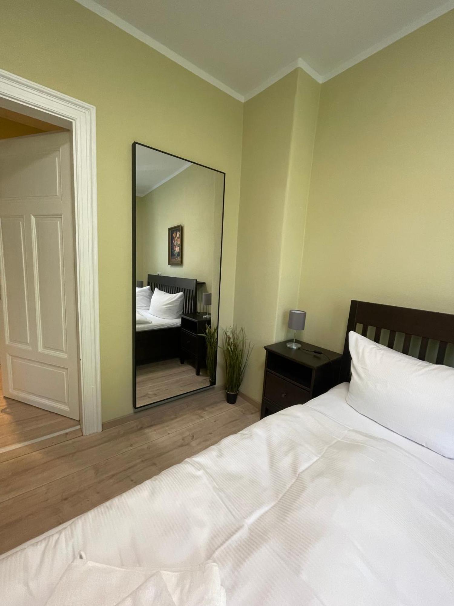 Apartmenthaus Rankestrasse 4 Дрезден Екстериор снимка